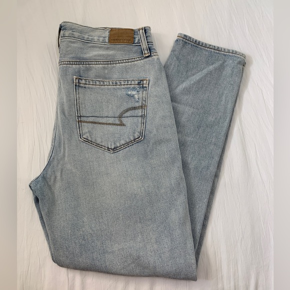 AE High-Waisted Mom Jeans - Picture 2 of 6